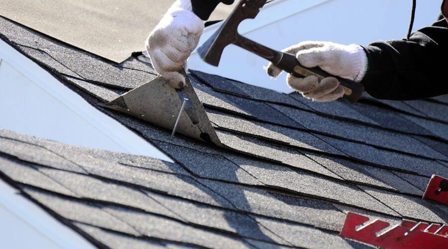 Professional gutter cleaning in Seneca, WI